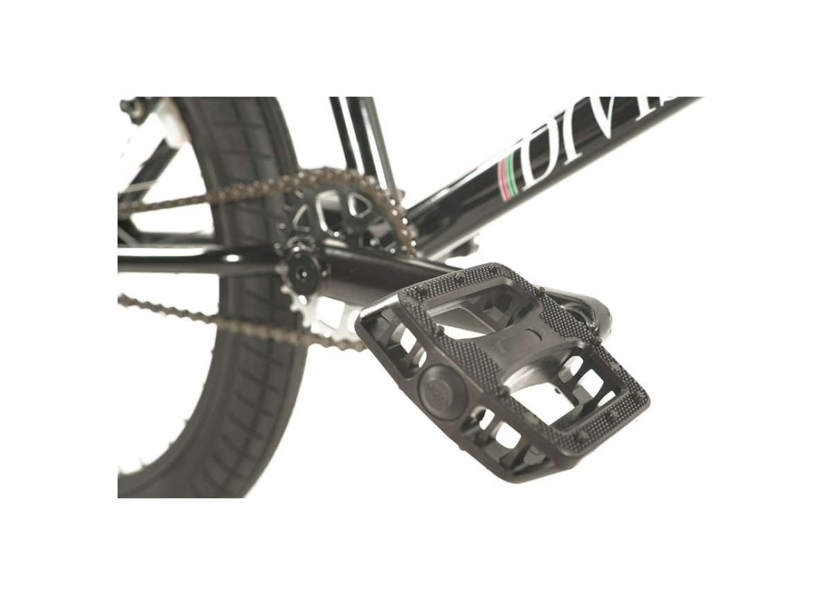 Division Brookside 20" Freestyle BMX Bike - Black/Purple Fade Division Brookside 20" Freestyle BMX Bike - Black/Purple Fade