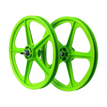 Old School BMX 20" Green Skyway Tuff 2's free wheel by Skyway