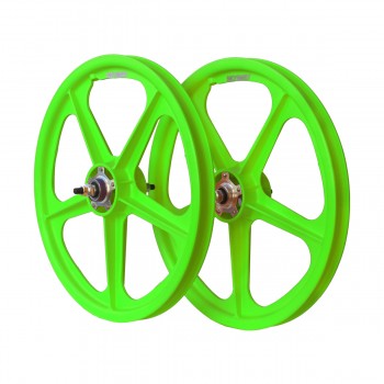 Old School BMX 20" Green Skyway Wheels with Flanges by Skyway