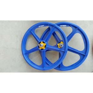 Old School BMX 20" SKYWAY BLUE/GOLD Flanges *** LIMITED EDITION*** by Skyway Old School BMX 20" SKYWAY BLUE/GOLD Flanges *** LIMITED EDITION*** by Skyway